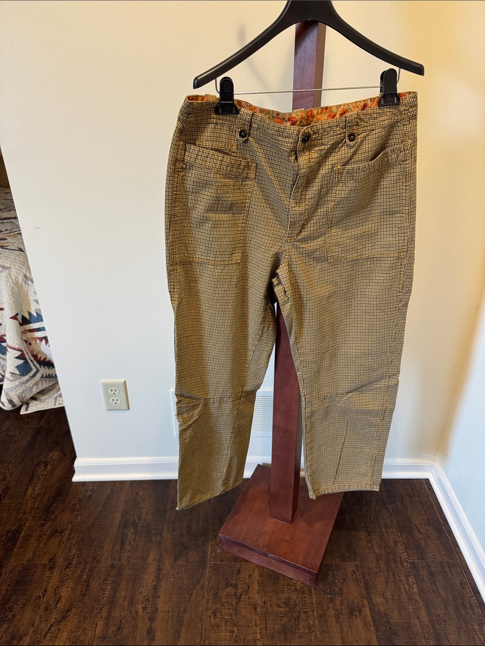 Sundance Straight-Leg Checked Pants in Tan and green sz14